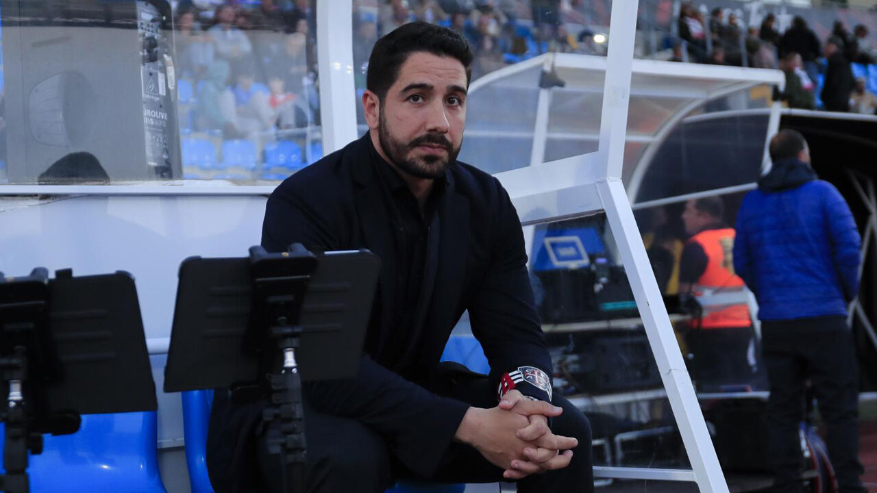 João Pereira, treinador do Casa Pia, espera reforços