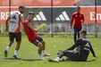 Último treino do Benfica antes do dérbi frente ao Sporting