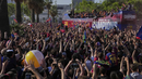 Milhares saíram às ruas em Espanha para celebrar o 'triplete' do Barcelona