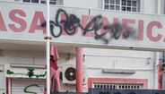 Casa do Benfica da Quinta do Conde vandalizada com inscrições do Sporting