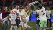 Harry Kane levantou o primeiro troféu da carreira