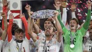 Harry Kane levantou o primeiro troféu da carreira