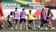 Sem Aursnes e Amdouni mas com Renato Sanches: as melhores imagens do treino do Benfica no Jamor