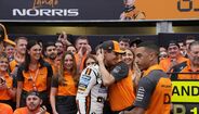 Lando Norris festeja vitória