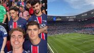 António Silva, Tomás Araújo e Tiago Gouveia equipados à PSG juntamente com Edgar Correia