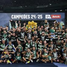<![CDATA[ «Só pensamos no Marquês»: Sporting divulga novas imagens do documentário sobre a 'dobradinha' ]]>
