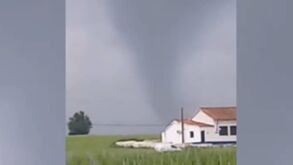Tornado provoca danos em telhados e infraestruturas em Beja
