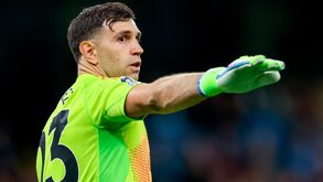 Futebol saudita chama por Emiliano Martínez