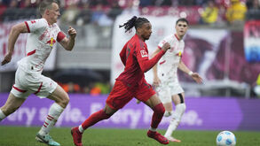 A crónica do Leipzig-Bayern Munique, 3-3: champanhe fica guardado