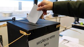 Eleições legislativas: abstenção alcança valor mais baixo em 30 anos