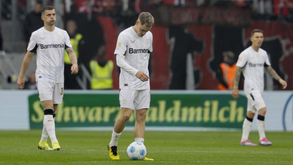 Leverkusen empata com o Friburgo e Bayern Munique festeja o título alemão no sofá