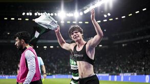 Por dentro do balneário do Sporting no 'jogo do título' com golo de Quaresma: «Vejo a bola a cair e disse ‘É agora!'»
