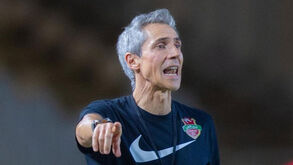 Shabab Al Ahli de Paulo Sousa vence Taça Presidente e soma quarto título da época