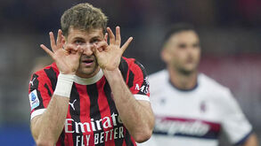 Santiago Giménez, avançado do Milan