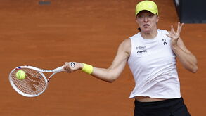 Iga Swiatek afastada por Danielle Collins em Roma