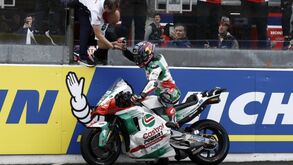 Johann Zarco vence GP de França em dia azarado para Miguel Oliveira