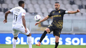 Marco Matias continua ao serviço do Farense