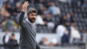 Oficial: V. Guimarães confirma saída de Luís Freire