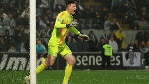 Trubin eleito melhor guarda-redes do mês de abril na Liga