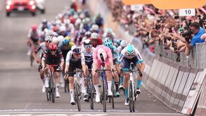 Pedersen rei nas chegadas