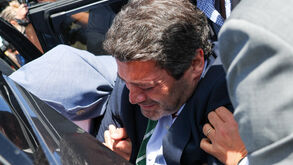André Ventura sente-se mal durante arruada