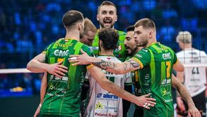  Aluron Warta CMC Zawiercie festeja