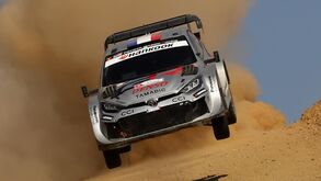 Ogier salta para o 1.º lugar