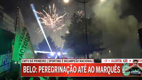 Fogo de artifício impressionante ilumina caminho do Sporting até ao Marquês de Pombal