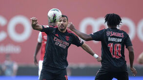 Pavlidis em ação no Sp. Braga-Benfica