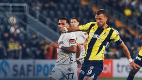 Dzeko frente ao Eyüpspor