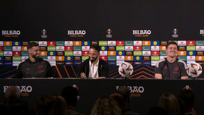 Bruno Fernandes provoca gargalhadas à 'custa' de Amorim: «Quem é que te disse que ele não está?»