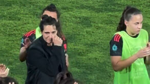 A última 'roda' de Filipa Patão como treinadora do Benfica: técnica não escondeu a emoção