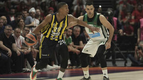 Fenerbahçe é o primeiro finalista da Euroliga