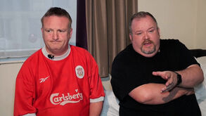 «Ouvíamos o barulho do carro a bater e as pessoas a gritar»: testemunhas relatam atropelamento em massa em Liverpool