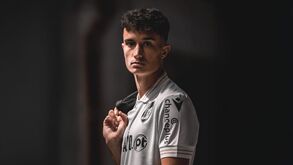 Oficial: Matija Mitrovic reforça o V. Guimarães