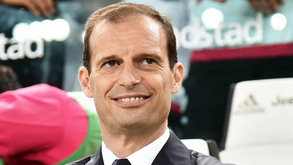 Milan oficializa saída de Sérgio Conceição, Verona devolve Tengstedt ao Benfica e City em negociações com Rayan Cherki