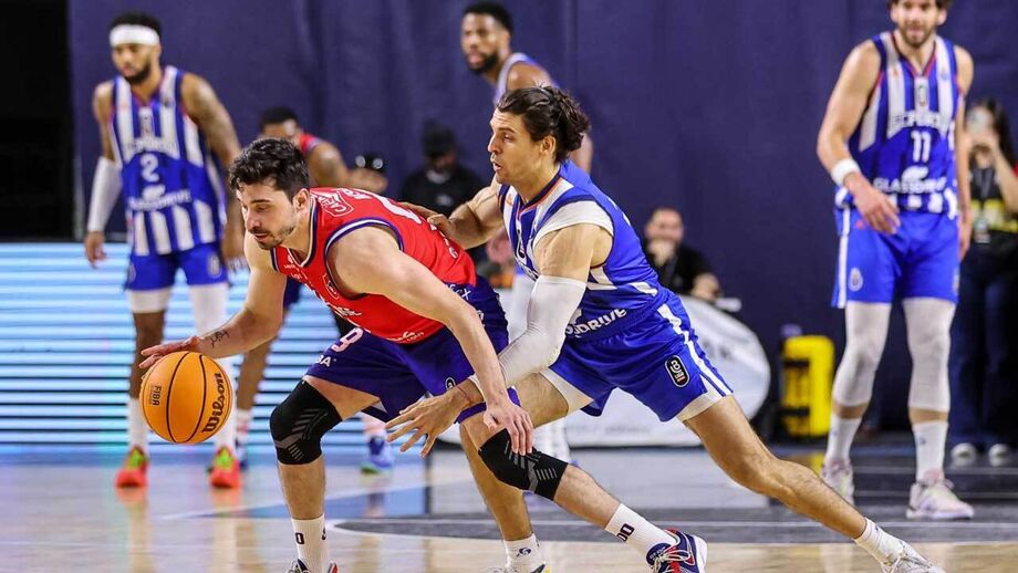 André Bessa no Oliveirense-FC Porto, na final da Taça Hugo dos Santos