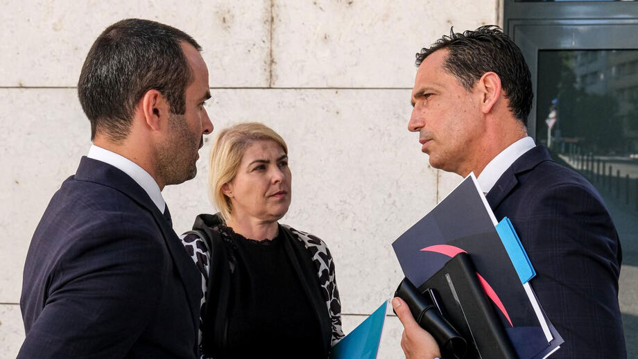 Pedro Proença com Helena Pires e José Carlos Oliveira