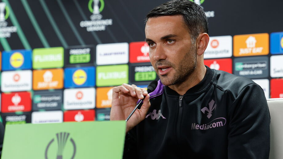 Raffaele Palladino renova contrato com a Fiorentina