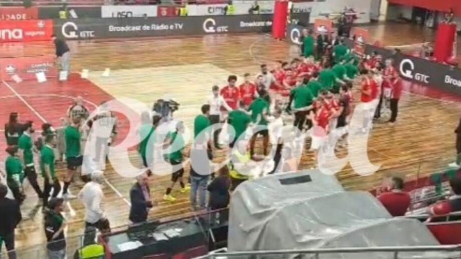 Equipa verde e branca levou a melhor no jogo 5 da final do playoff