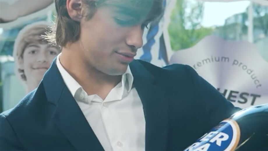 Jovem médio festejou 18.º aniversário e ainda a renovação contratual