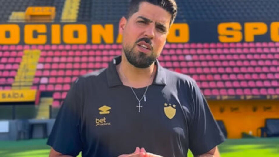 António Oliveira