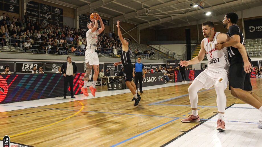 Benfica voou no Minho