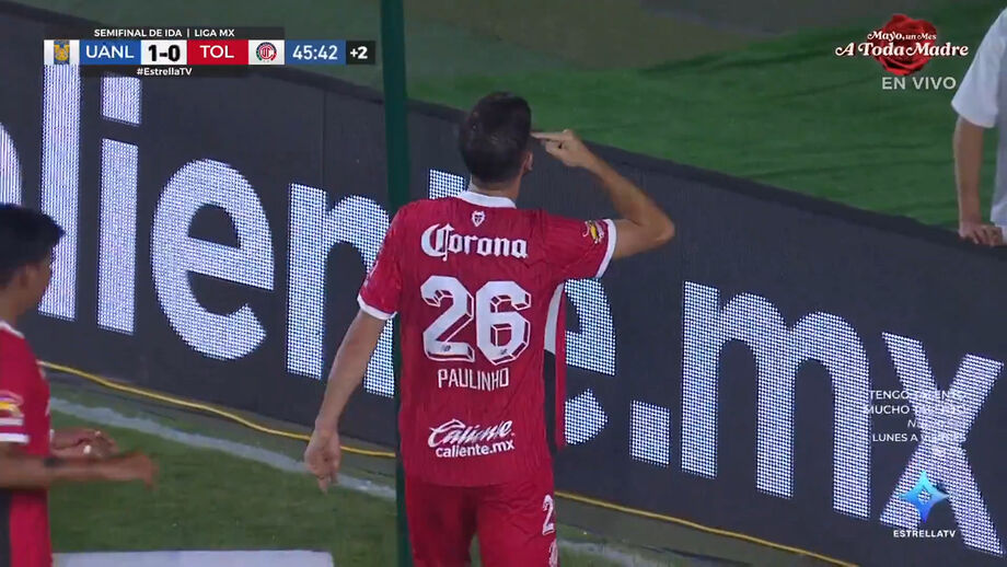 Português fez o golo do empate diante do Tigres (1-1)