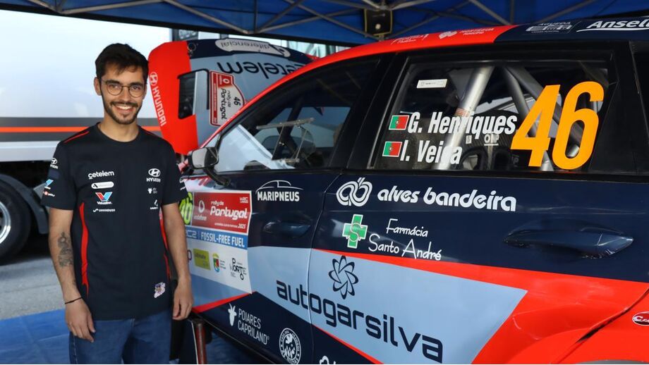 Gonçalo Henriques à partida para o Rali Portugal de 2025