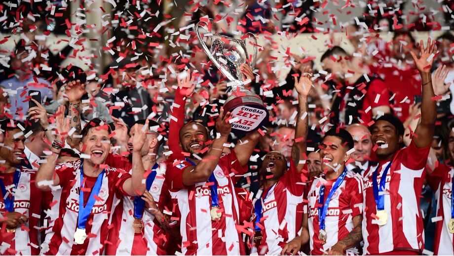 Olympiacos conquista Taça da Grécia