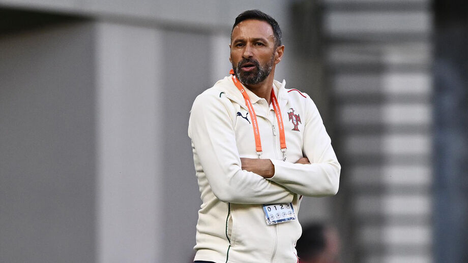  Treinador de 52 anos aponta a novo triunfo