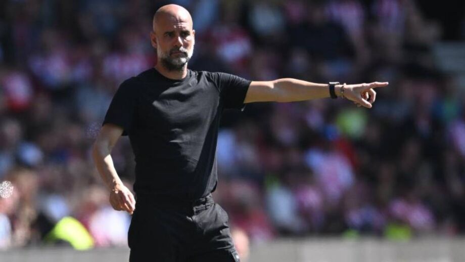 Pep Guardiola, treinador do Manchester City