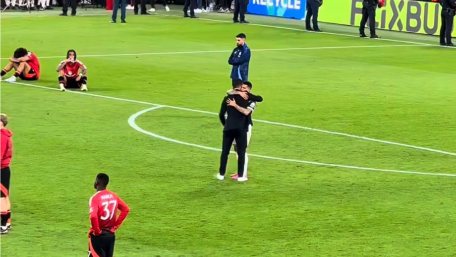 O abraço entre Ruben Amorim e Pedro Porro após o apito final em Bilbau