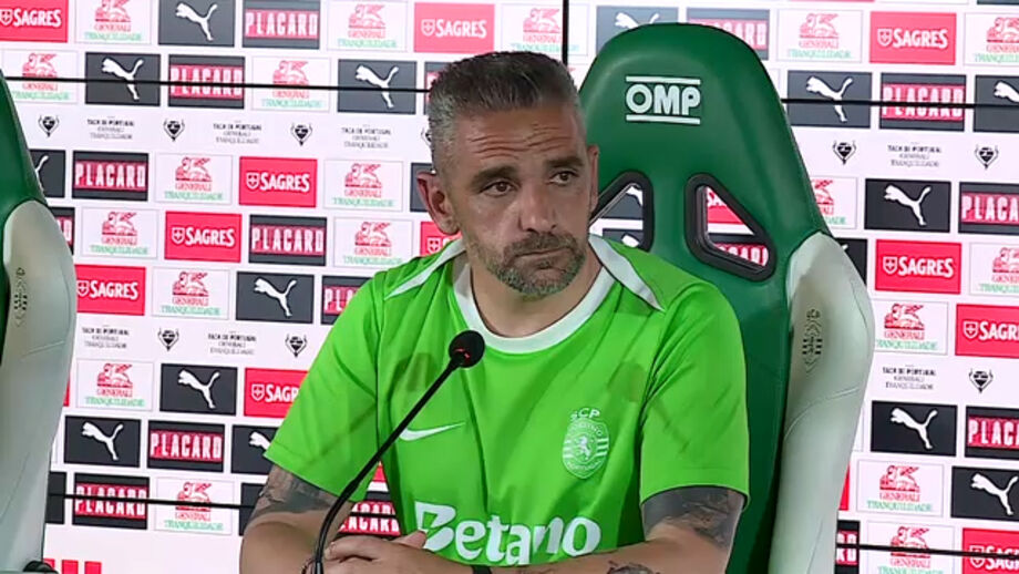 Treinador do Sporting nao poupa elogios ao sueco